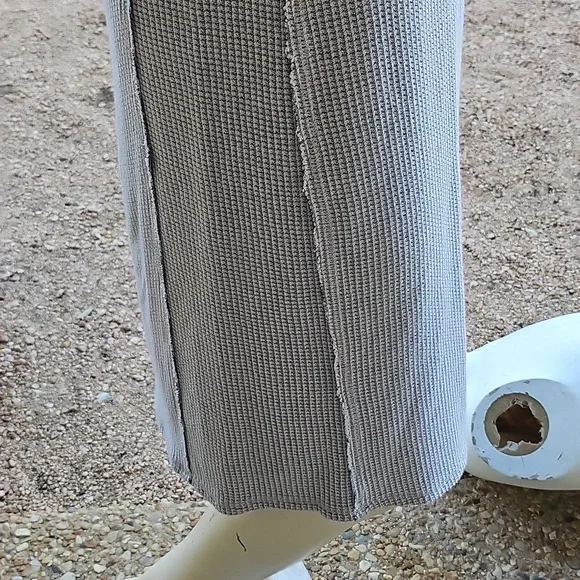 SOL LOS ANGELES, Gray Cold Shoulder Waffle Knit Cotton Blend Dress XXS - Picture 4 of 8